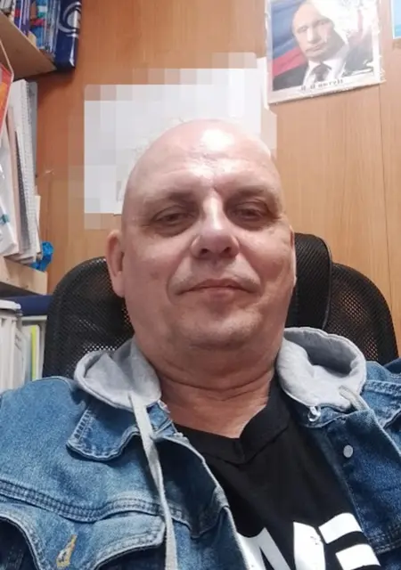 Георгий из Омска, мне 58, познакомлюсь для открытые отношения