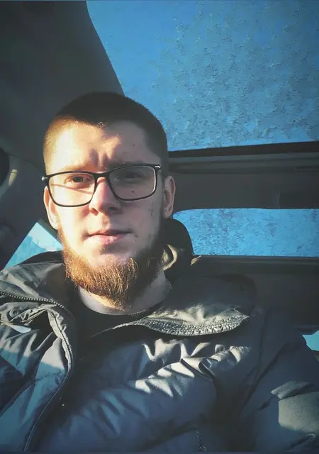 Данил из Губкинского, мне 27, познакомлюсь для общения