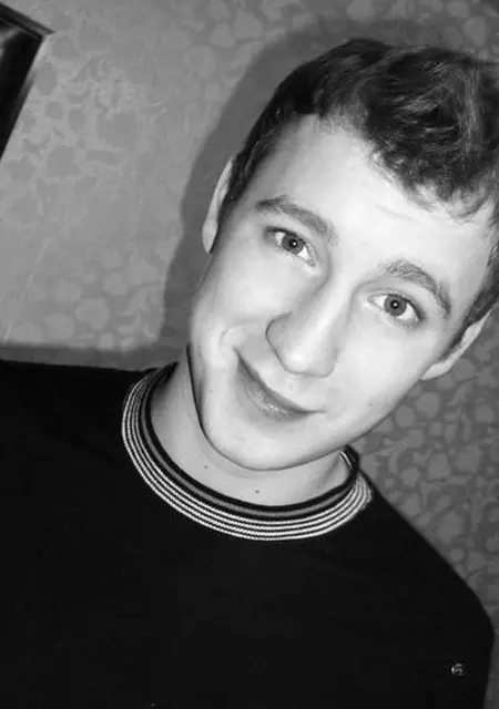 Я Игорь, 32, из Гомеля, ищу знакомство для вирта