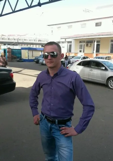 Я Кирил, 33, из Арсеньева, ищу знакомства без обязательств