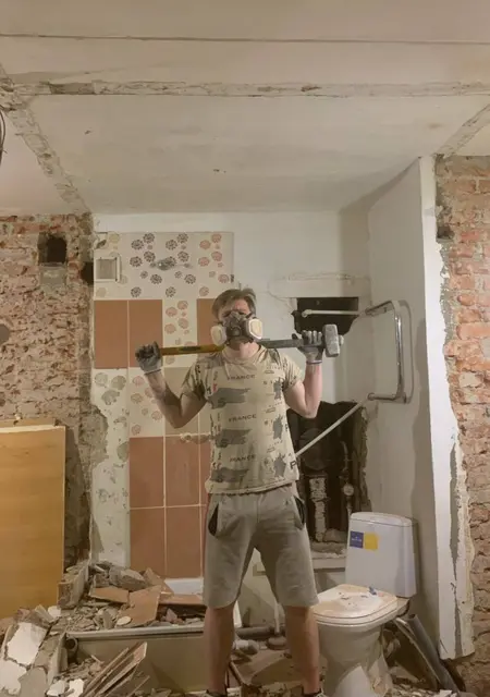 Я Егор, 19, из Владимира, ищу знакомства без обязательств