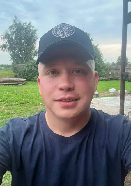 Игорь из Каменска-Уральского, ищу на сайте знакомства на одну ночь