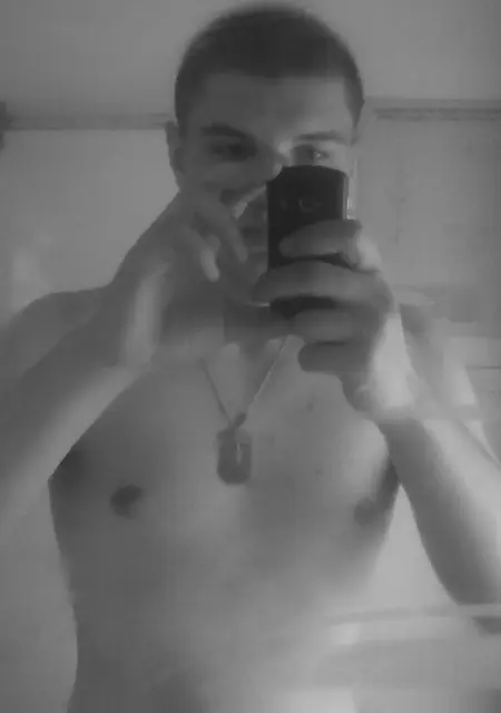 Я Александр, 29, знакомлюсь для вирта в Чите