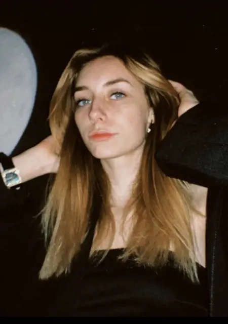 Алиса из Волжского, ищу на сайте знакомства на одну ночь