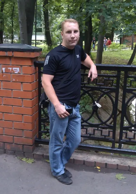 Я Максим, 44, знакомлюсь на одну ночь в Мичуринске