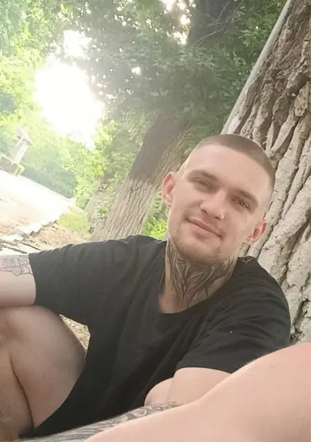 Я Алексей, 20, из Комсомольска-на-Амуре, ищу знакомство для постоянных отношений