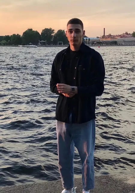 Дима из Воркуты, ищу на сайте знакомства без обязательств