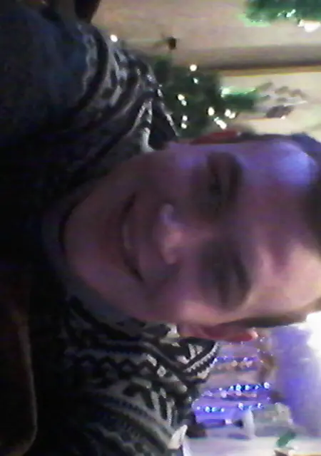 Руслан из Выборга, мне 28, познакомлюсь для приятного времяпровождения