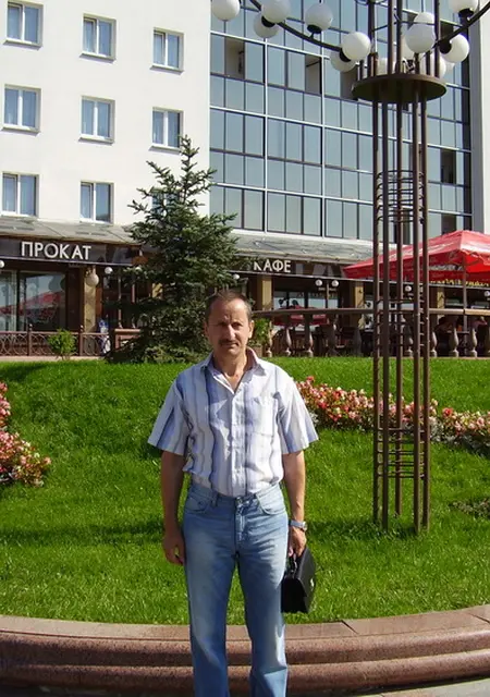 Dima из Гродно, мне 63, познакомлюсь на одну ночь