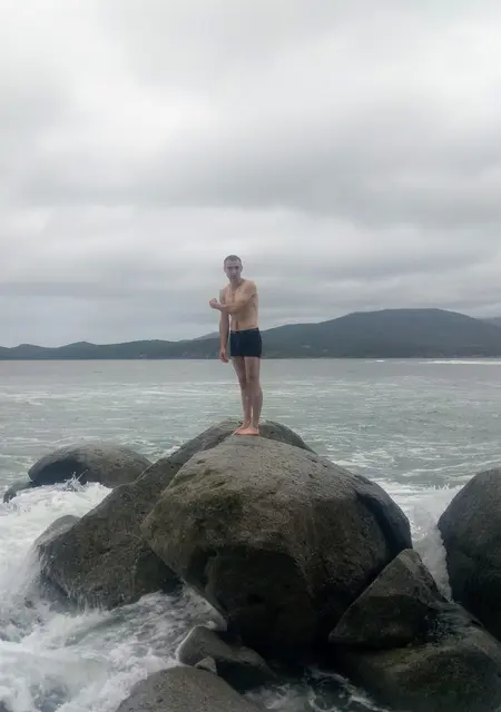 Vadim из Уссурийска, мне 28, познакомлюсь для общения