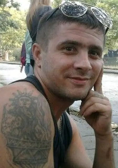 Саша из Переславля-Залесского, мне 41, познакомлюсь для общения