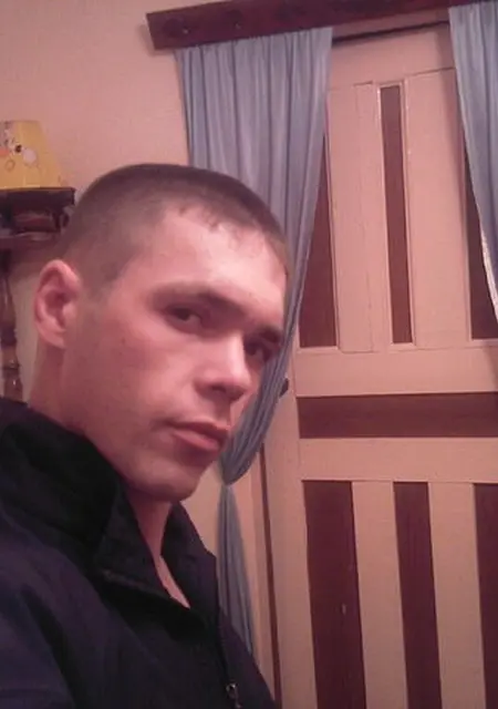 Я Romarik, 43, из Лесозаводска, ищу знакомства без обязательств