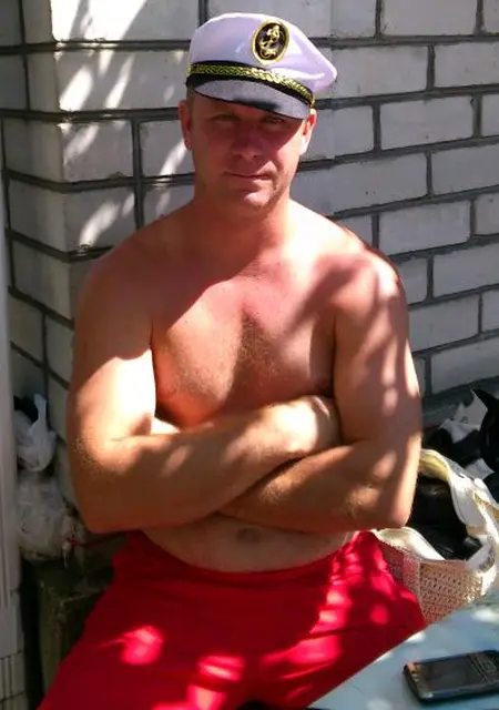 Я Алекс, 46, знакомлюсь на одну ночь в Тихорецке