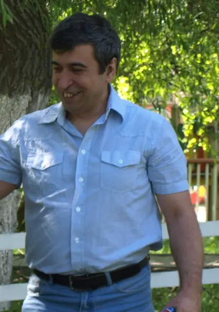 Сим из Ростова-на-Дону, ищу на сайте знакомства без обязательств