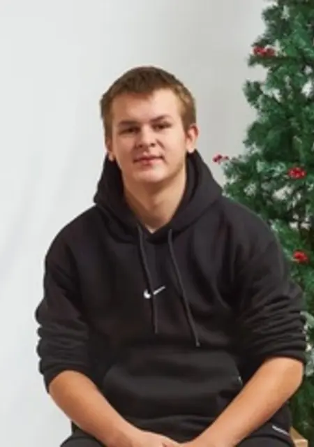 Никита из Кирова, мне 18, познакомлюсь на одну ночь