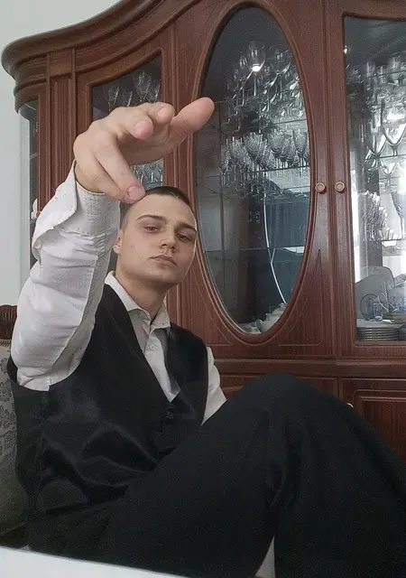 Я Илья, 20, знакомлюсь без обязательств в Владивостоке