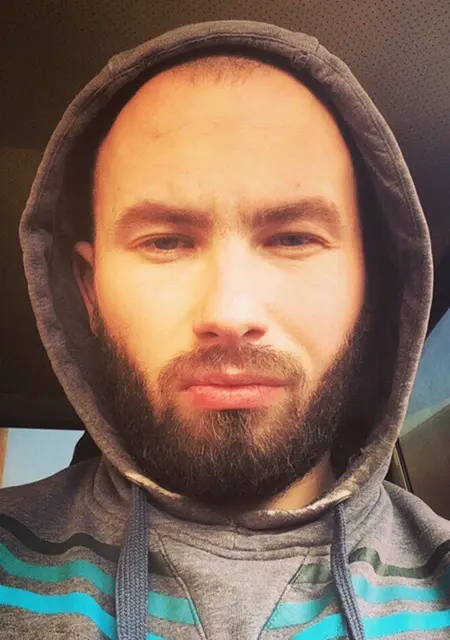 Я Влад, 30, из Норильска, ищу знакомство для приятного времяпровождения