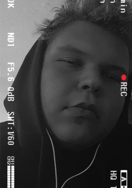 Данил из Риддера, мне 22, познакомлюсь без обязательств