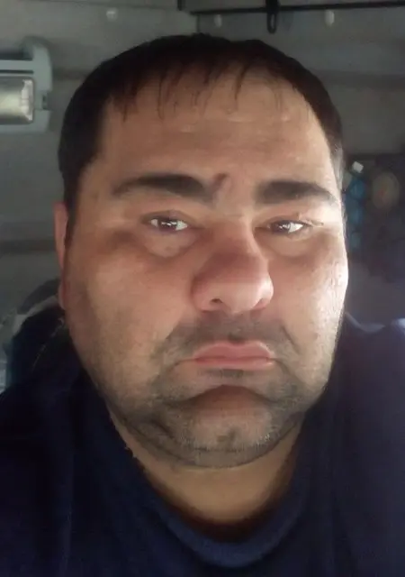 Я Артур, 48, из Владикавказа, ищу знакомства на одну ночь