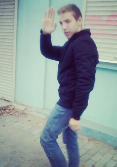 Дмитрий из Владимира, мне 27, познакомлюсь на одну ночь