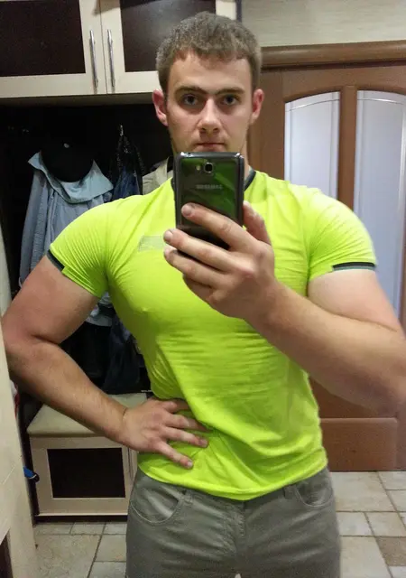 Я Влад, 33, из Смоленска, ищу знакомство для общения