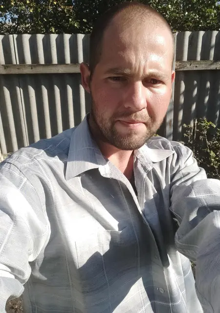 Илья из Ставрополя, мне 32, познакомлюсь на одну ночь