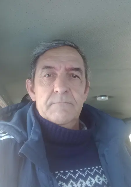 Я Коля, 59, знакомлюсь на одну ночь в Якутске