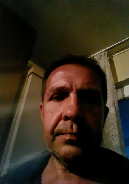 Александр из Черняховска, ищу на сайте знакомства на одну ночь