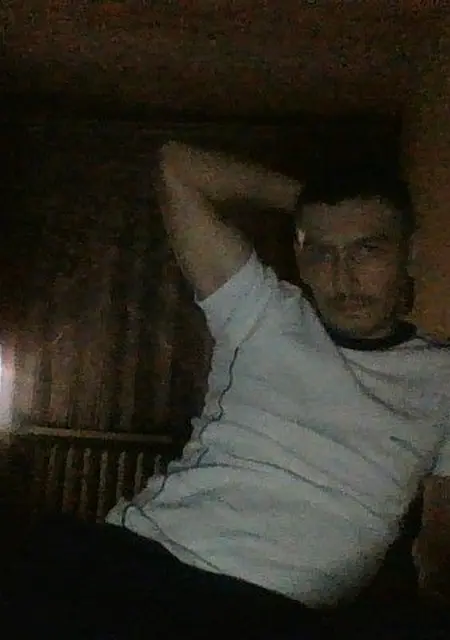 Я Aleks, 43, знакомлюсь для постоянных отношений в Угличе