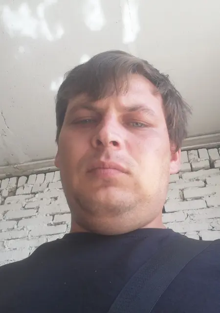 Я Пётр, 33, из Домодедова, ищу знакомства на одну ночь