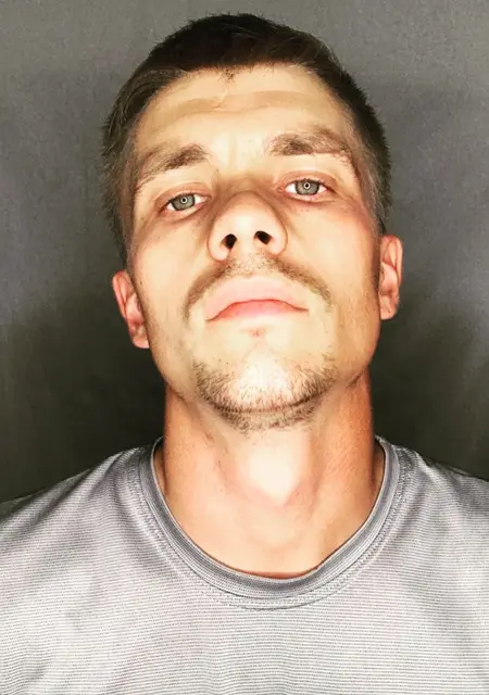 Александр из Буденновска, мне 29, познакомлюсь на одну ночь