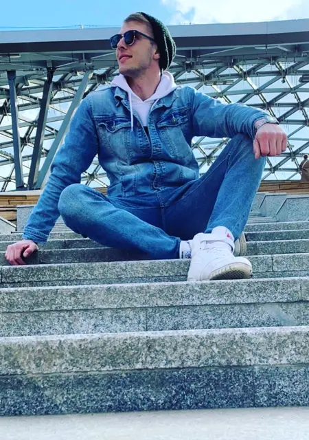 Maxim из Оренбурга, мне 27, познакомлюсь на одну ночь