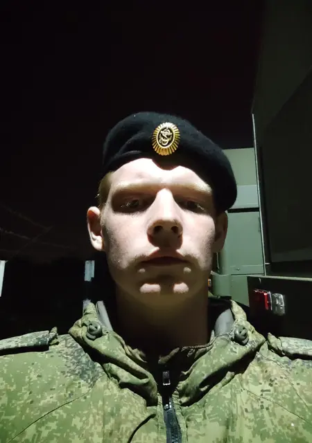 Я Сергей, 22, знакомлюсь для приятного времяпровождения в Корсакове