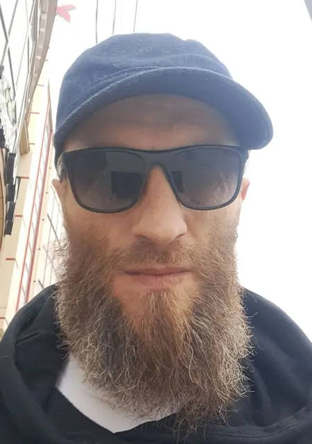 Я Vulf, 25, из Махачкалы, ищу знакомства на одну ночь