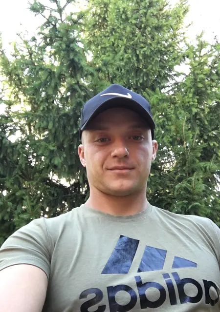 Иван из Таганрога, ищу на сайте знакомства на одну ночь