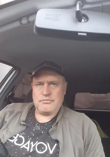 Я Дмитрий, 48, из Волжского, ищу знакомства на одну ночь