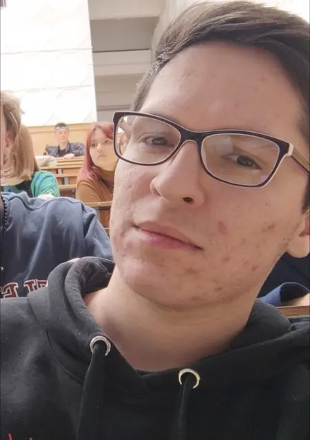 Gas из Раменского, мне 22, познакомлюсь на одну ночь