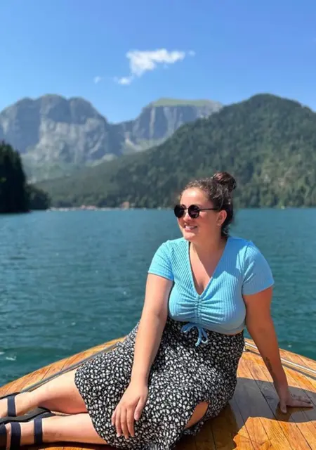 Я Алина, 22, знакомлюсь на одну ночь в Ялте