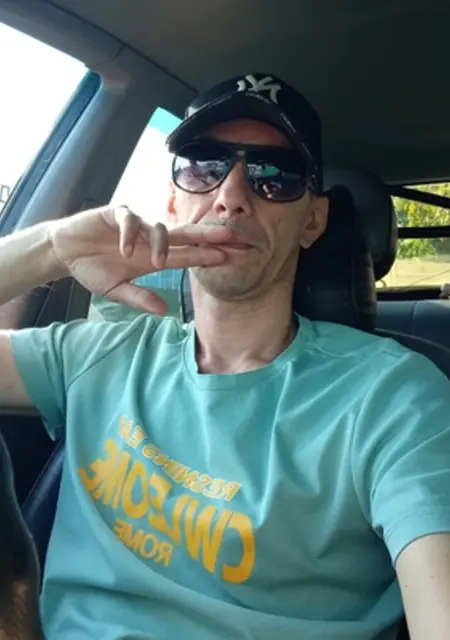 Igor из Краснодара, ищу на сайте знакомства на одну ночь