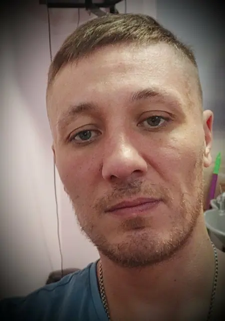 Жека из Сочи, мне 41, познакомлюсь без обязательств