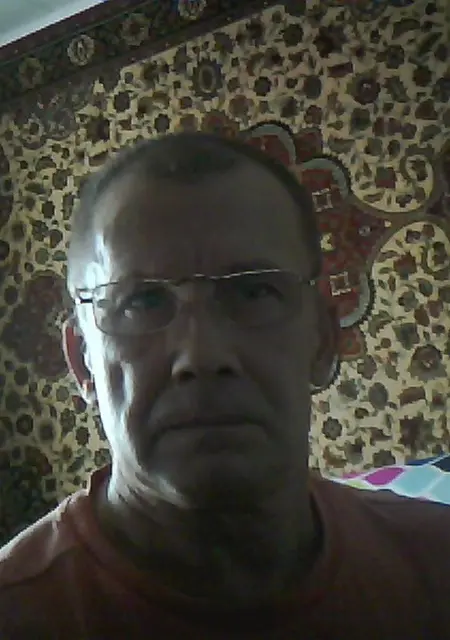 Эдуард из Коврова, мне 25, познакомлюсь для приятного времяпровождения