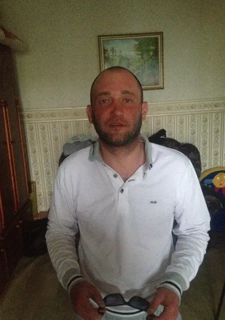 Я Денис, 40, из Нижнекамска, ищу знакомства без обязательств