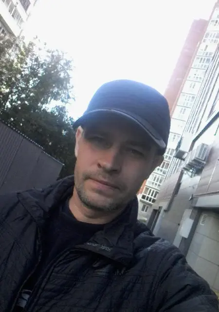 Игорь из Томска, ищу на сайте знакомства на одну ночь