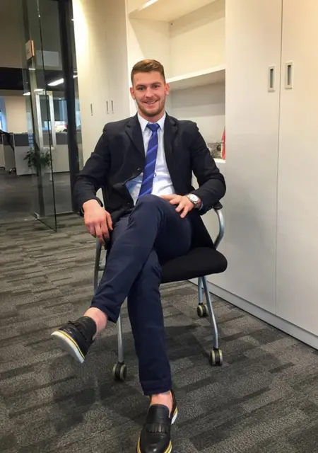 Я Максим, 31, знакомлюсь для общения в Севастополе