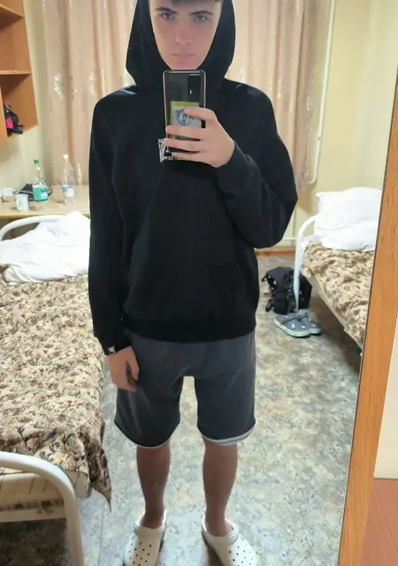 Кирилл из Хабаровска, ищу на сайте знакомства на одну ночь