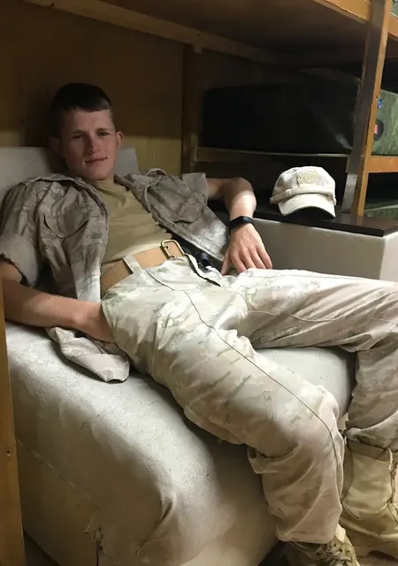 Я Владимир, 23, знакомлюсь без обязательств в Таганроге