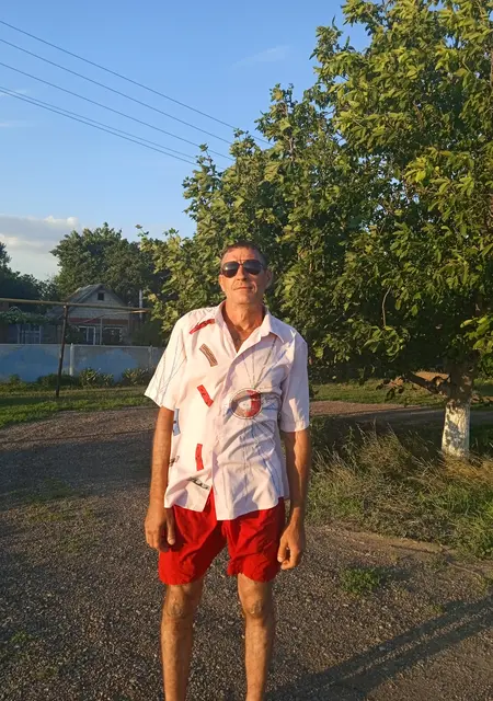 Сергей из Краснодара, ищу на сайте знакомства на одну ночь