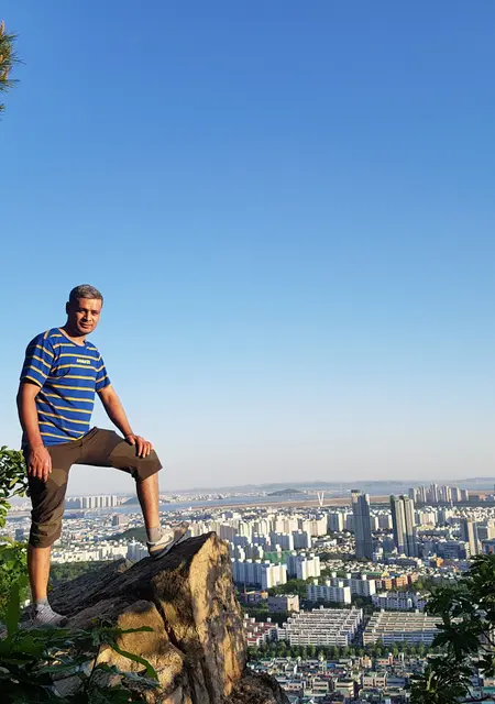 Я Макс, 40, из Новосибирска, ищу знакомство для дружбы