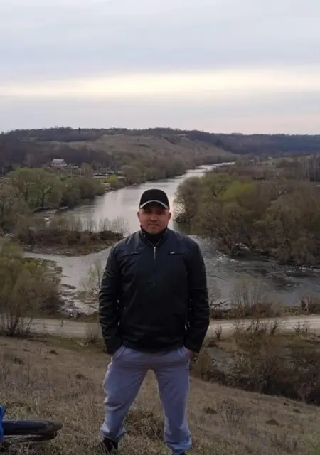 Максим из Ефремова, ищу на сайте знакомства на одну ночь