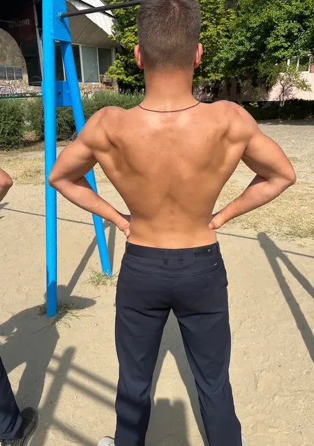 Александр из Новороссийска, ищу на сайте знакомства на одну ночь